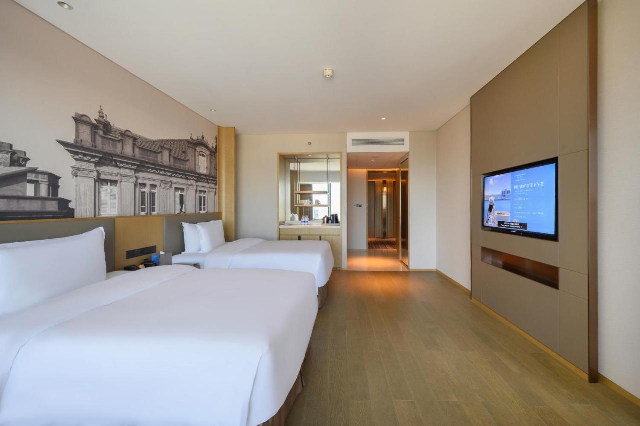 Wyndham Grand Plaza Royale Yuzhou Xiamen Wuyuan Bay Hotel Екстериор снимка