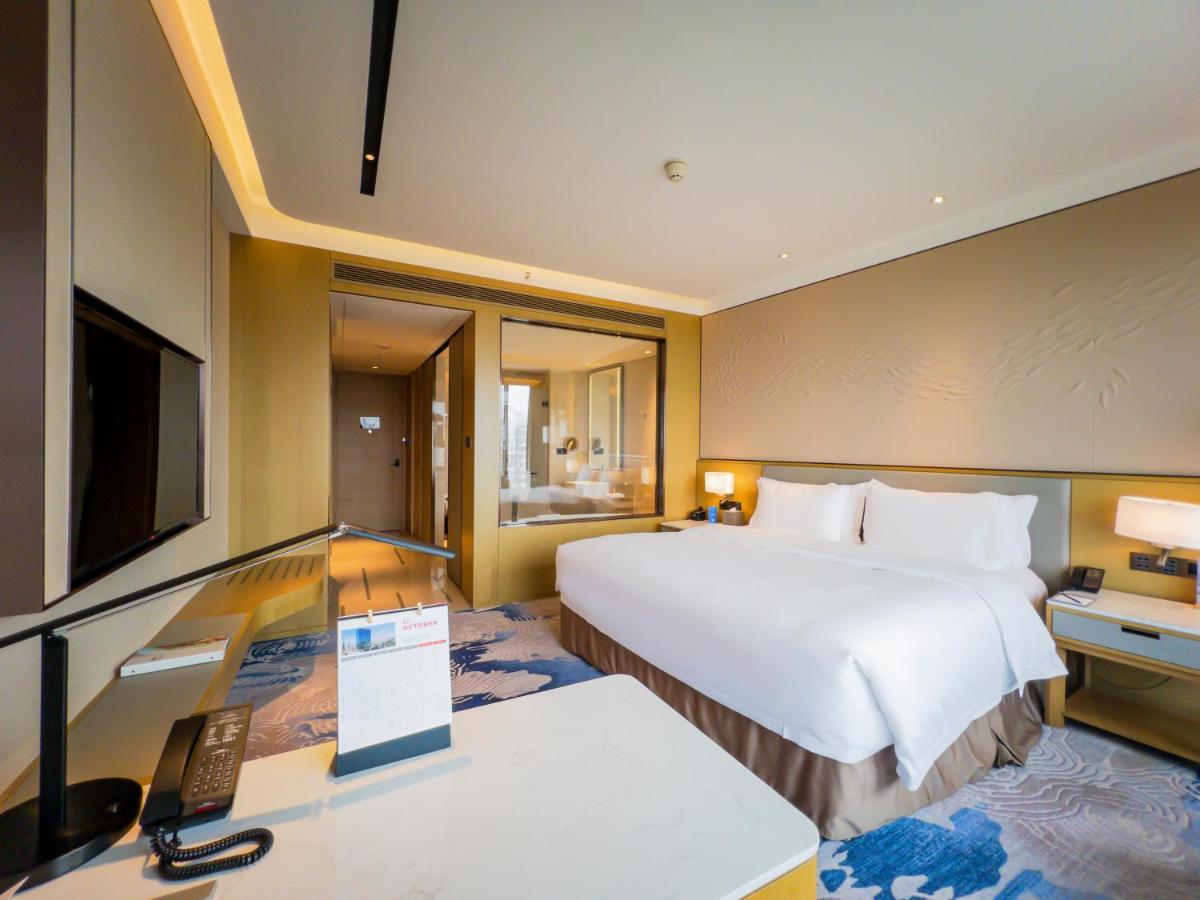 Wyndham Grand Plaza Royale Yuzhou Xiamen Wuyuan Bay Hotel Екстериор снимка