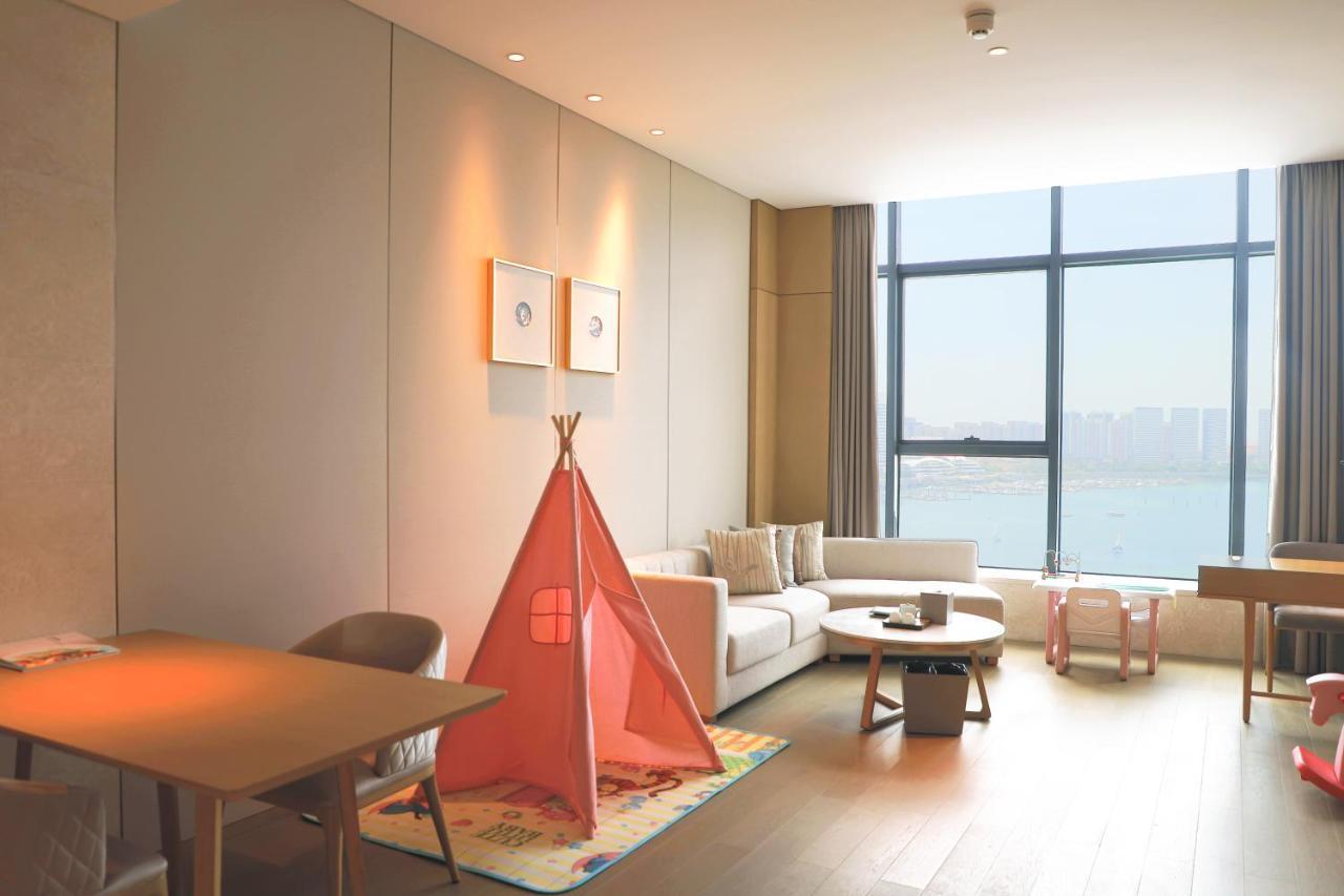 Wyndham Grand Plaza Royale Yuzhou Xiamen Wuyuan Bay Hotel Екстериор снимка