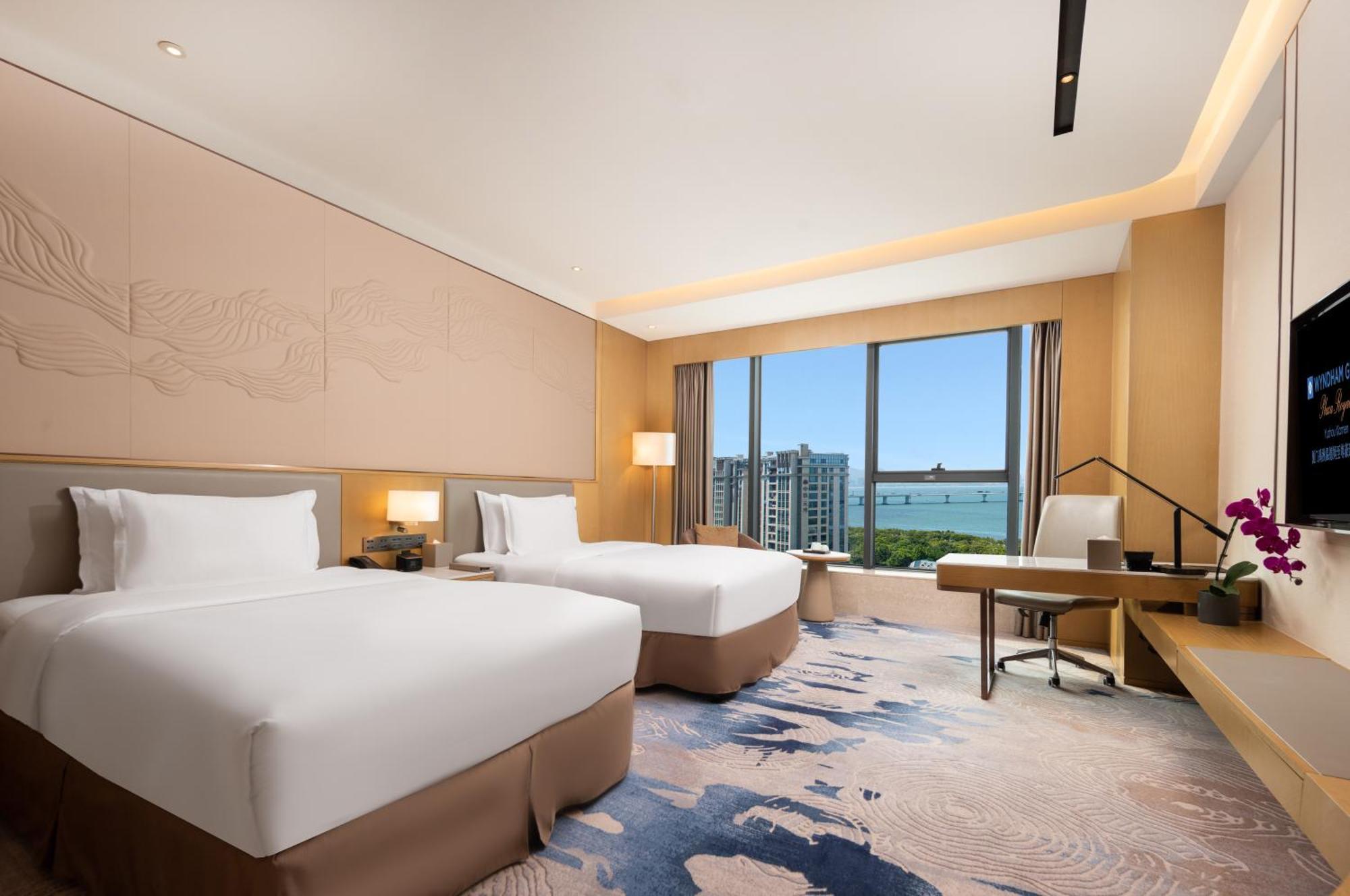Wyndham Grand Plaza Royale Yuzhou Xiamen Wuyuan Bay Hotel Екстериор снимка
