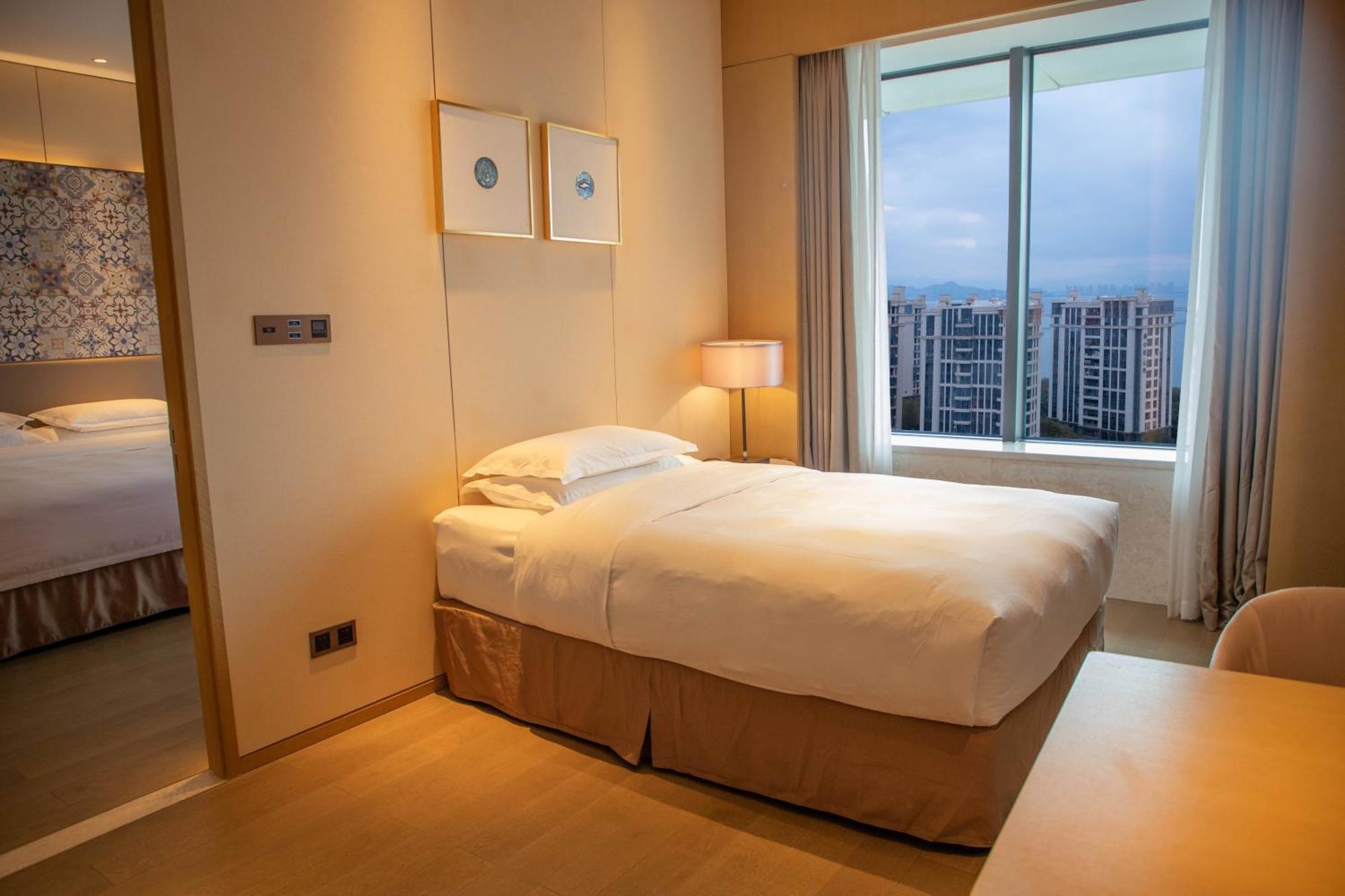 Wyndham Grand Plaza Royale Yuzhou Xiamen Wuyuan Bay Hotel Екстериор снимка