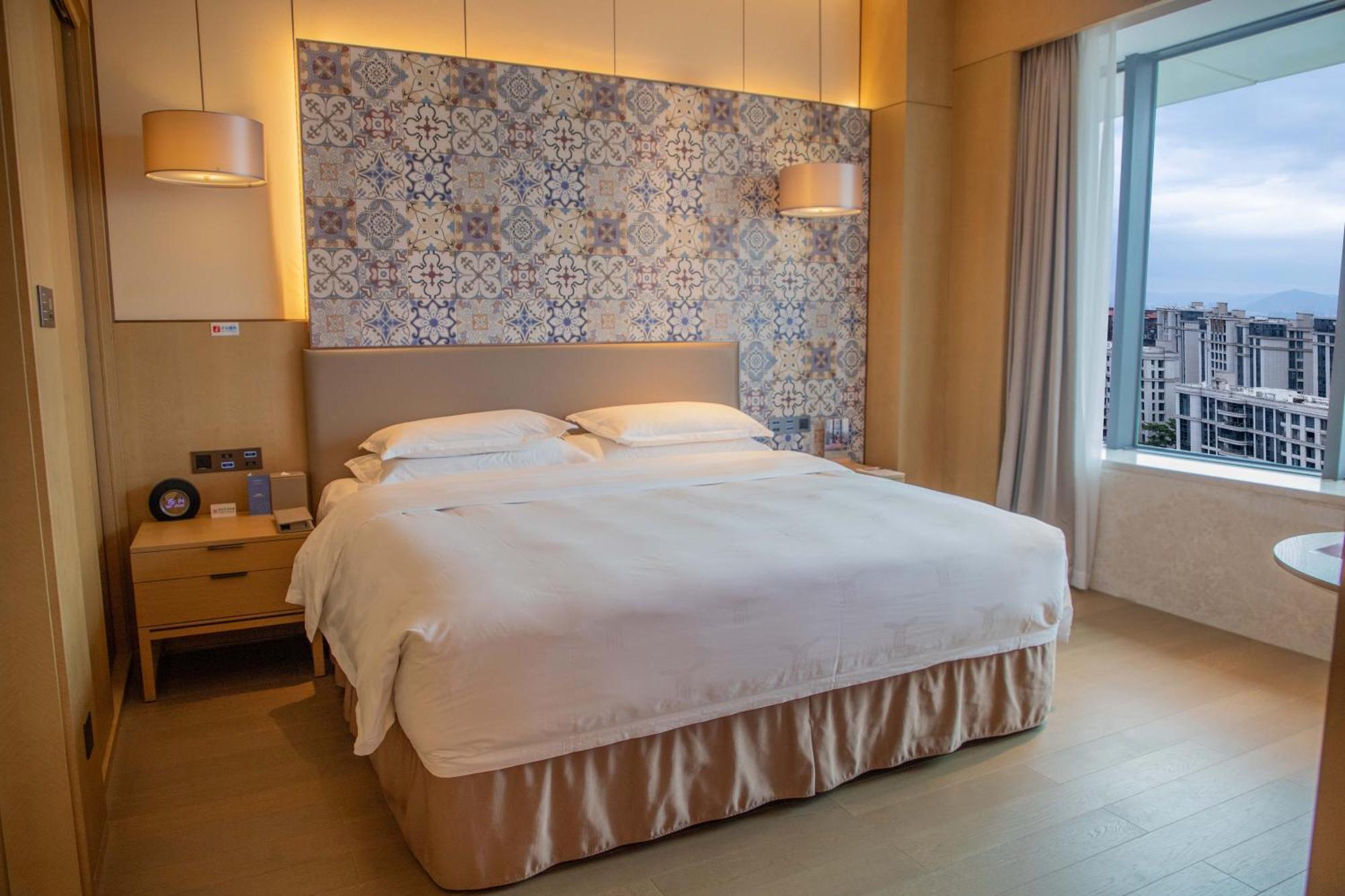 Wyndham Grand Plaza Royale Yuzhou Xiamen Wuyuan Bay Hotel Екстериор снимка